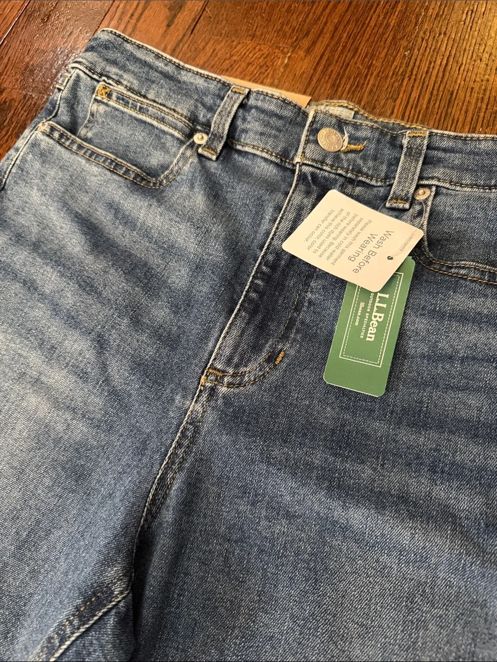 NWT L.L. Bean 207 vintage boyfriend High-Rise Medium Blue Women's Jeans size 8
